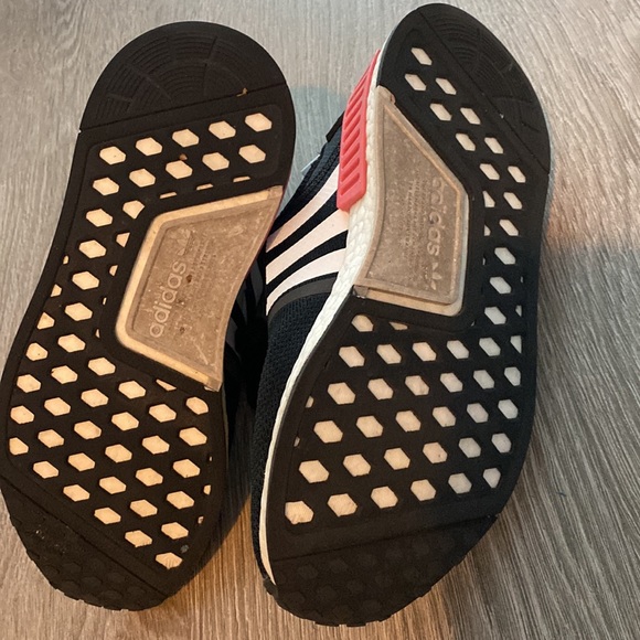 Adidas NMD_R1 Women's Sneakers - Picture 3 of 5